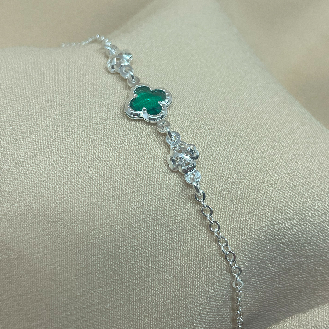 pulseira de prata com pedraria