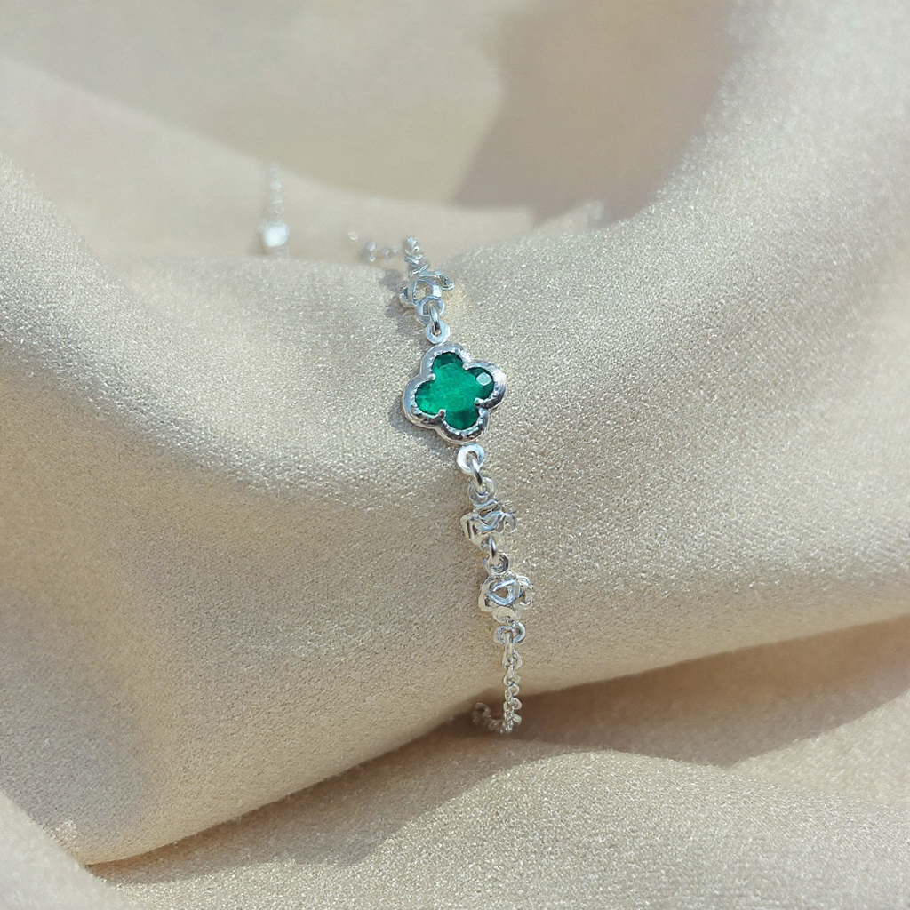 pulseira de prata com pedraria